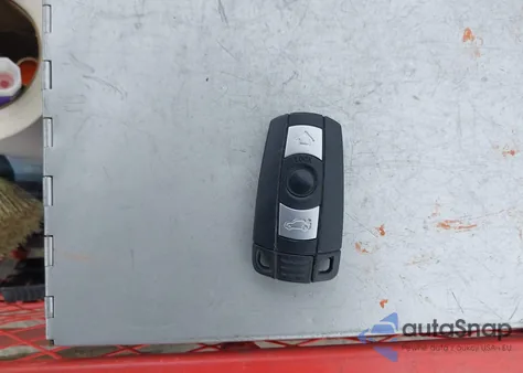 2007 BMW X5 3.0Si z USA, uszkodzony, nr VIN 5UXFE43567L010064